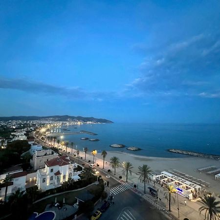 Entire Apartment , 2 Bedrooms Newly Remodeled Center Sitges Barcelona 外观 照片