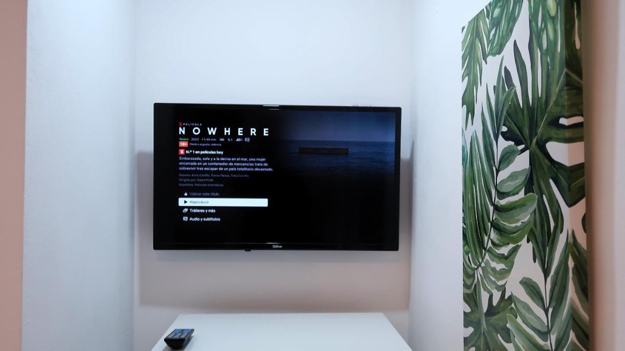 Entire Apartment , 2 Bedrooms Newly Remodeled Center Sitges Barcelona 外观 照片