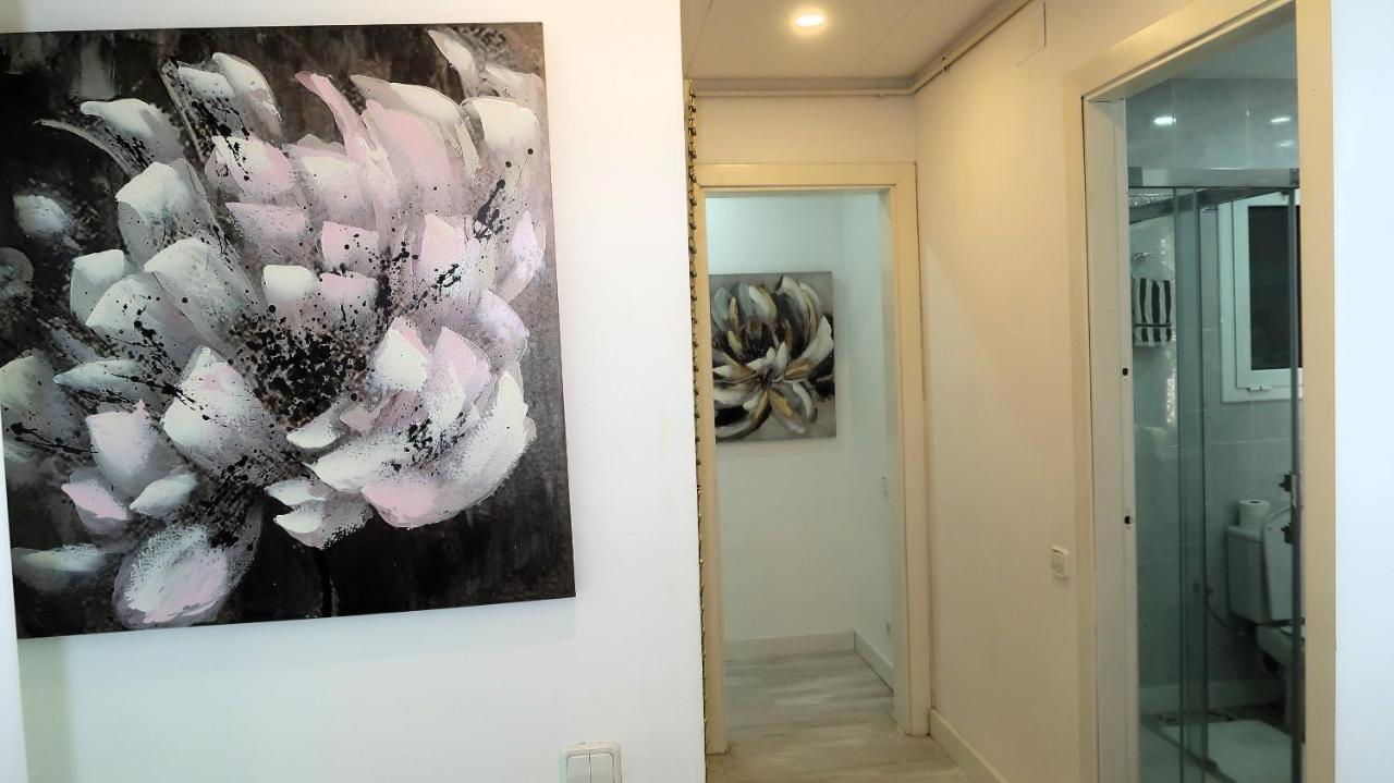 Entire Apartment , 2 Bedrooms Newly Remodeled Center Sitges Barcelona 外观 照片